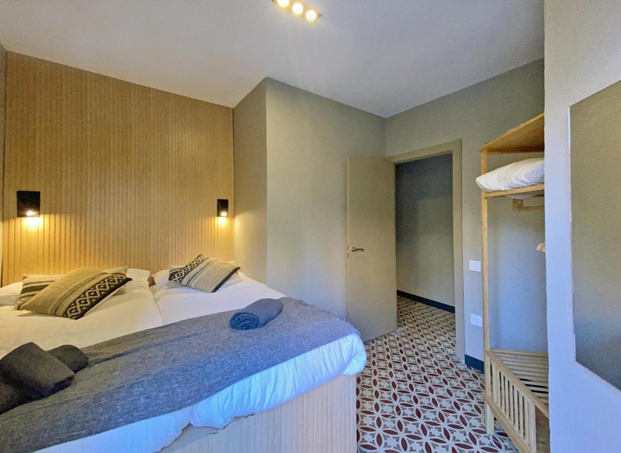 Fridays Flats Onix House Villa L'Hospitalet de Llobregat Eksteriør billede